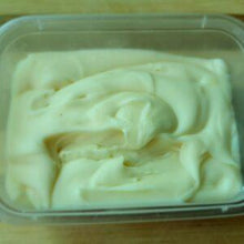 Load image into Gallery viewer, Artisan Honey Vanilla Butter 200g - TAYYIB - Artisan Cheese - Lahore