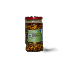 Load image into Gallery viewer, Nano&#39;s Garlic Achar 350ml - TAYYIB - Nanos Fabulous - Lahore
